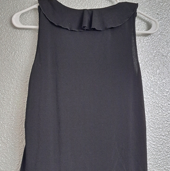 New York & Company Sleeveless Ruffled Shirt  Size M - Picture 3 of 4